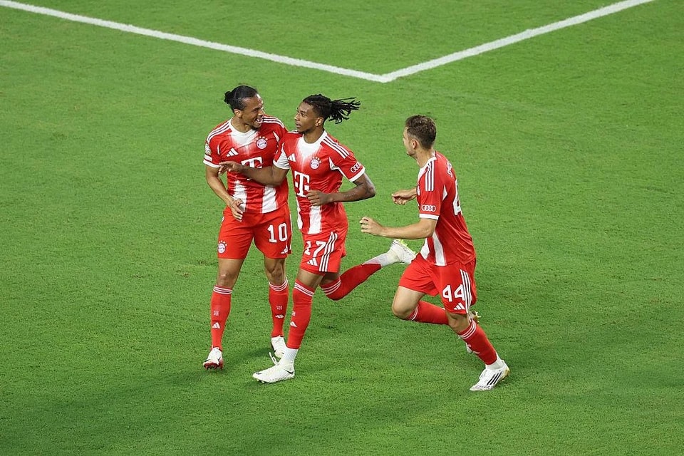 球奖的拜仁, 间里的主要, yid 球奖的拜仁, 间里的主要, yid