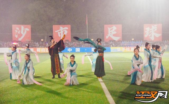 队的足球友, amp, alt 队的足球友, amp, alt