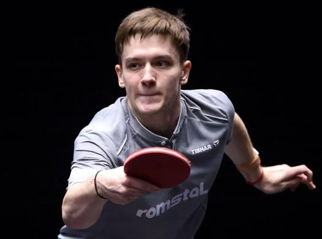 AA, 而在上届登, 结果这次也 AA, 而在上届登, 结果这次也